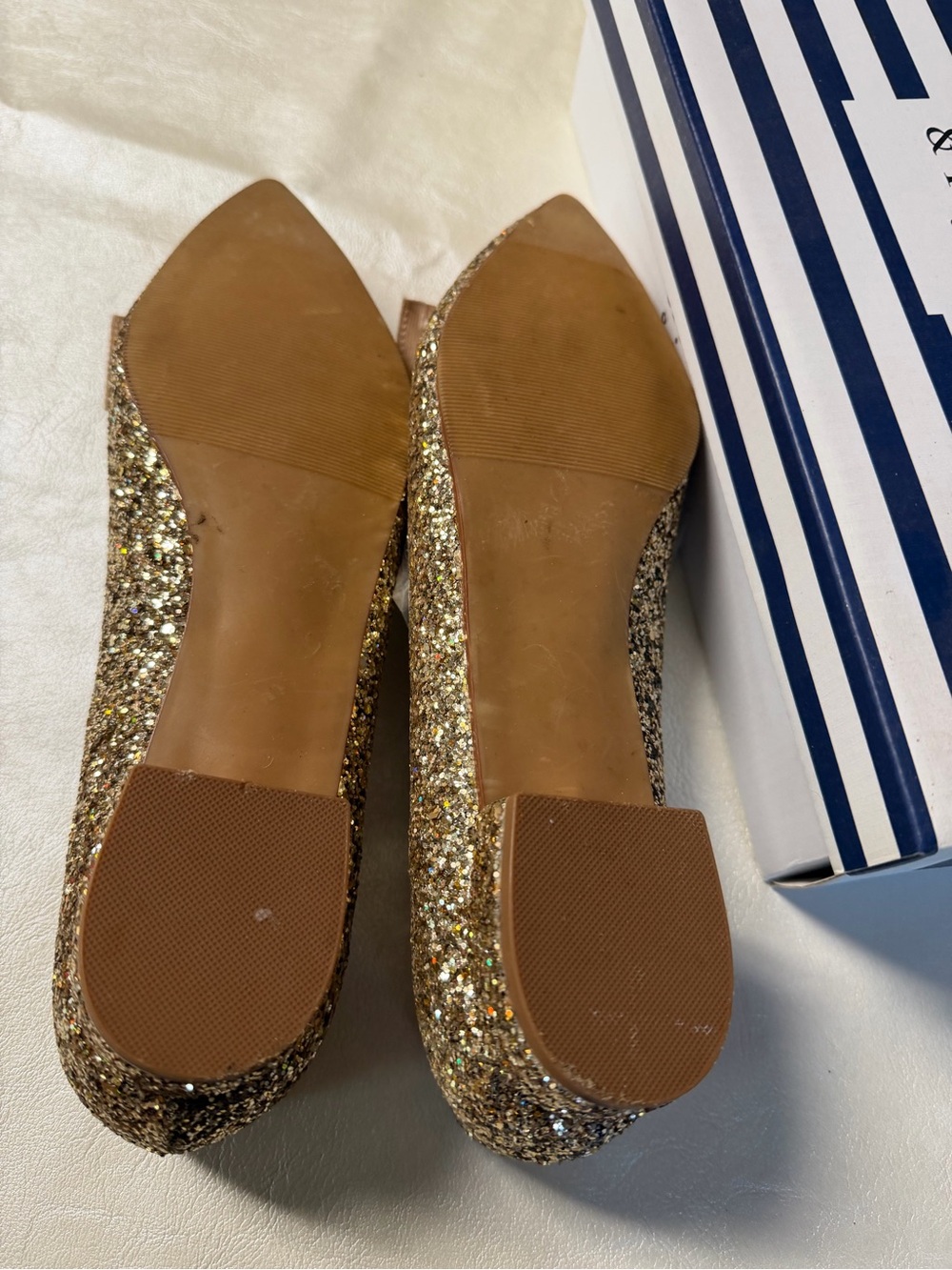 Crown and Ivy Gold Glitter Pointed Flats with Bow and Crystal Brooch - Picture 6 of 9